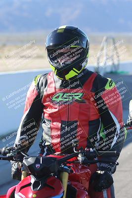 media/Dec-01-2025-Moto Forza (Mon) [[2daa91e15f]]/4-Around the Pits/